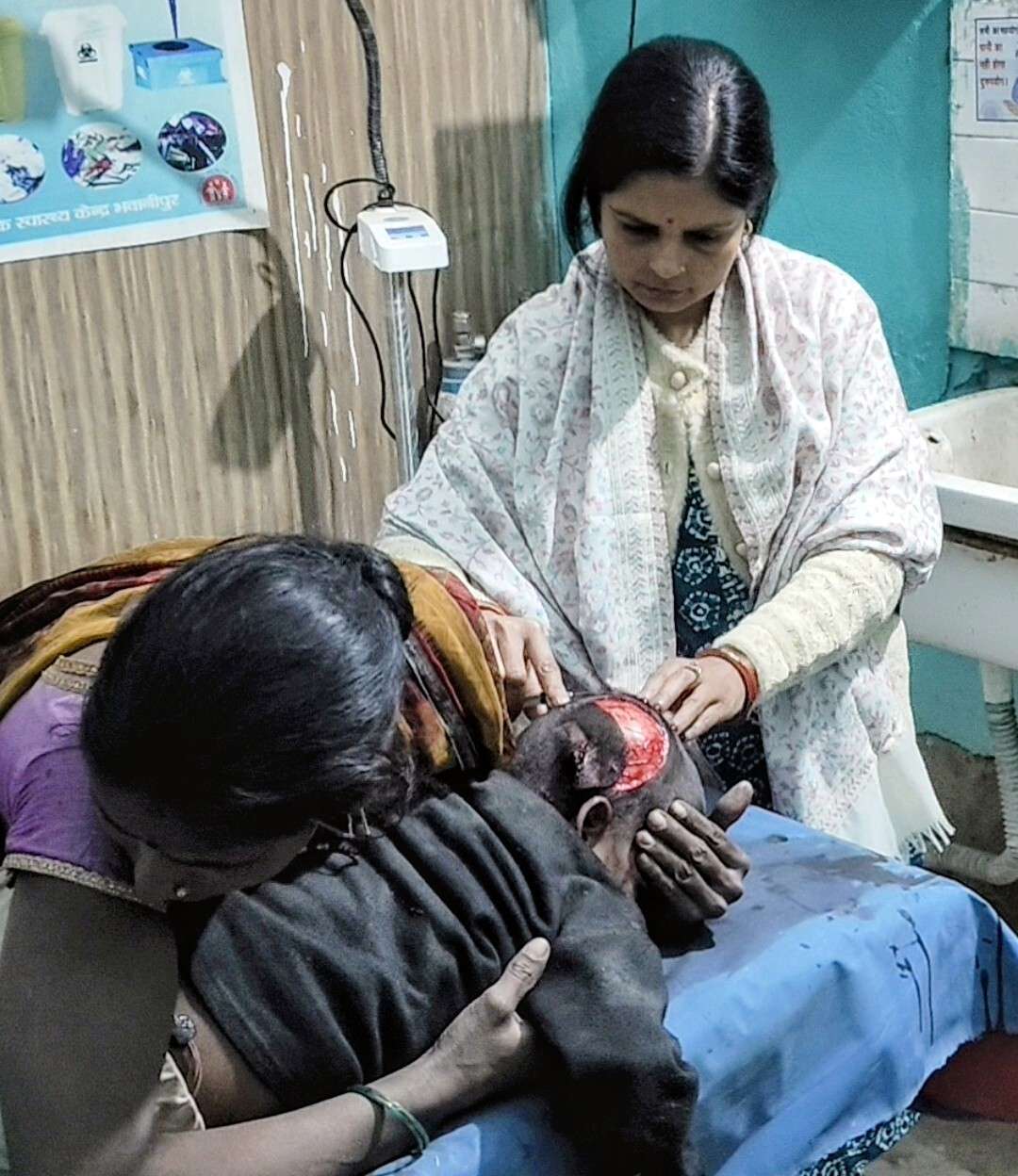 स्कूटी की ठोकर से बच्चे की स्थिति नाजुक, रेफर