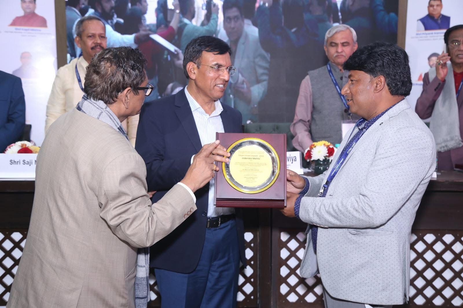 Bokaro News : इंद्रदेव महतो को मिला श्रम शक्ति अवार्ड