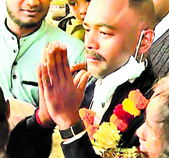 Bhubaneswar News : सूडान में बंधक बनाये गये जगतसिंहपुर के आदर्श सुरक्षित लौटे ओडिशा