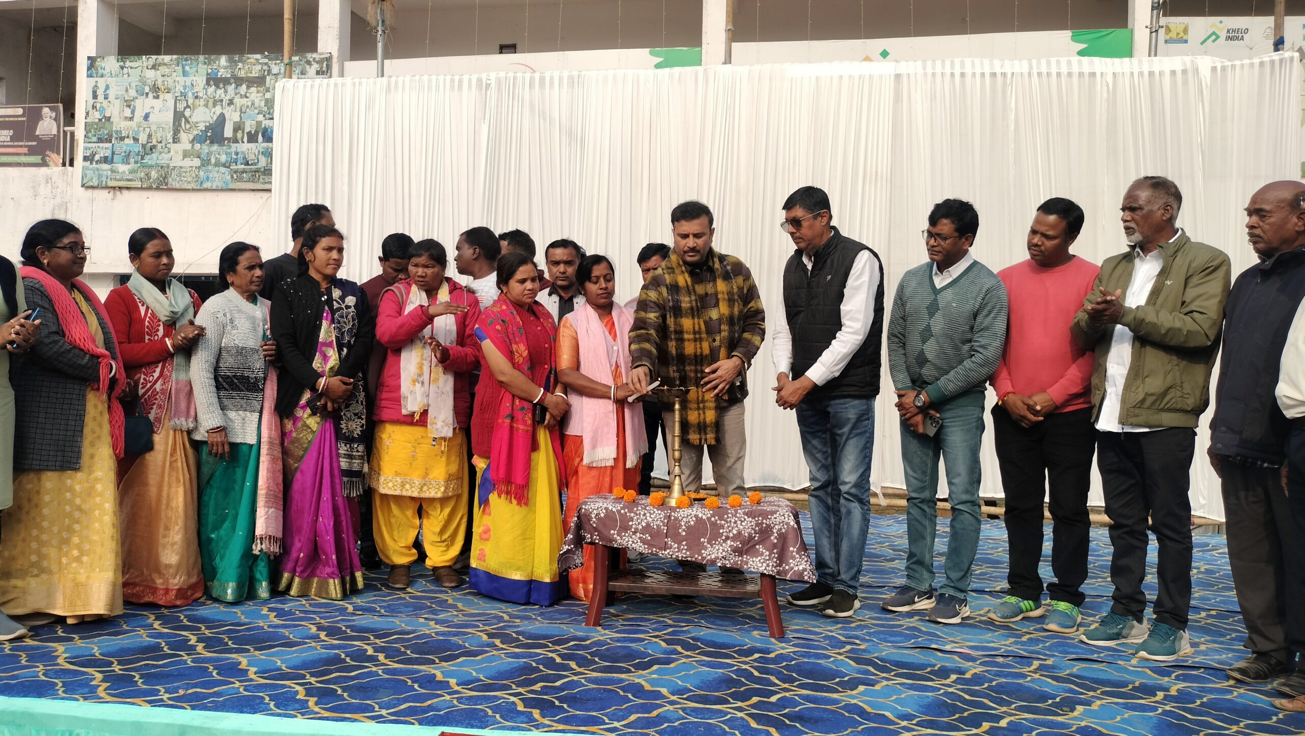 गूंज महोत्सव शुरू, उमड़े ग्रामीण