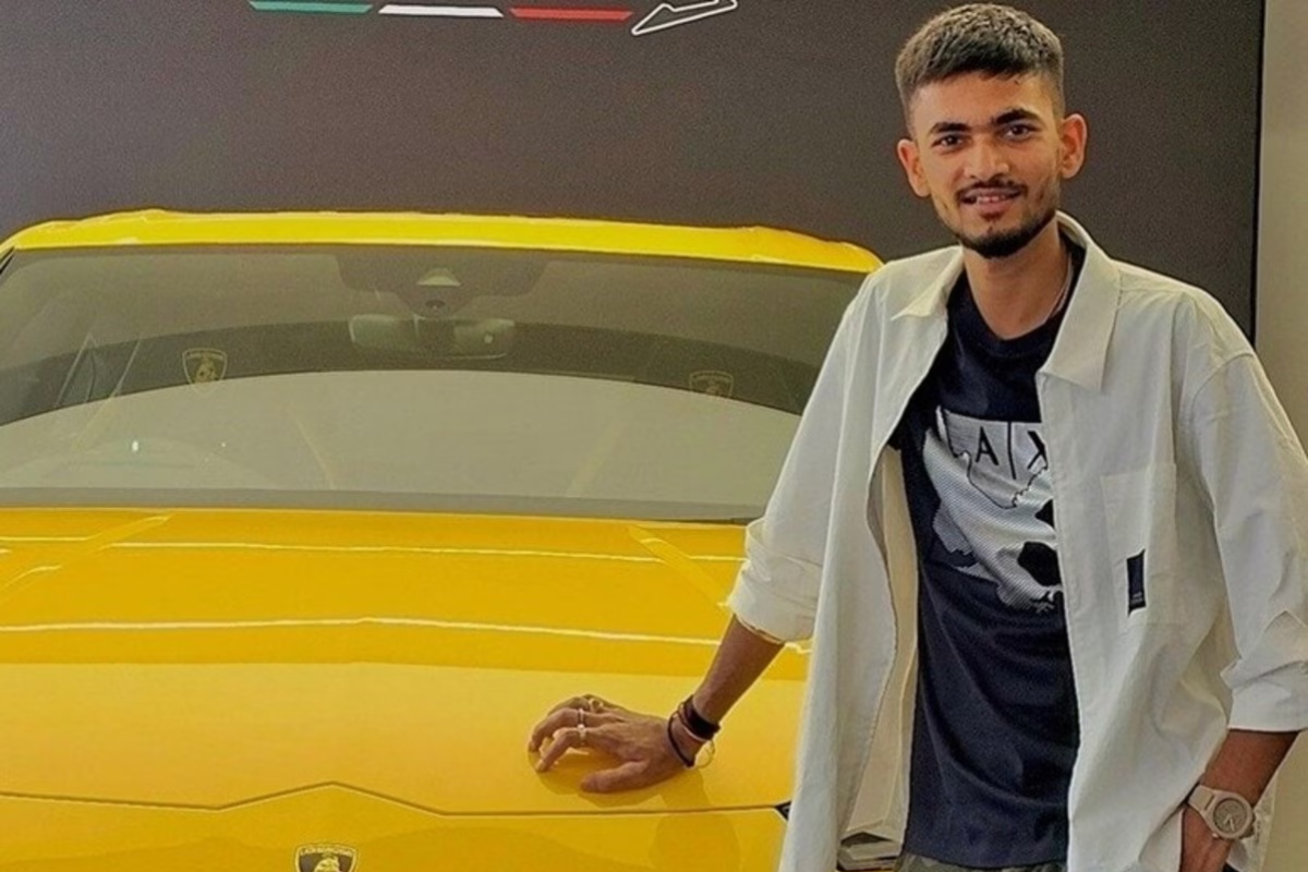 YouTuber Anurag Dwivedi: कौन है यूट्यूबर अनुराग द्विवेदी? जिसके यहां पड़ी ED की रेड