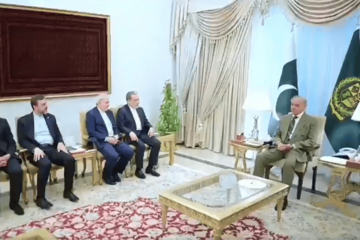 दूसरे दौर की वार्ता विफल, बिना बातचीत वापस लौटे ईरानी विदेश मंत्री; अमेरिका ने भी रद्द किया पाक दौरा