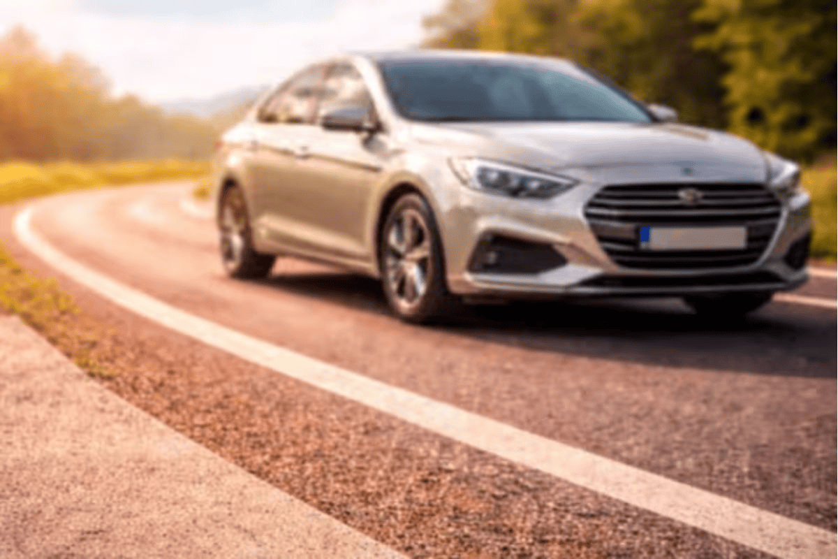 धूप में भी कार रहेगी कूल, बस जान लें AC यूज करने का सही तरीका