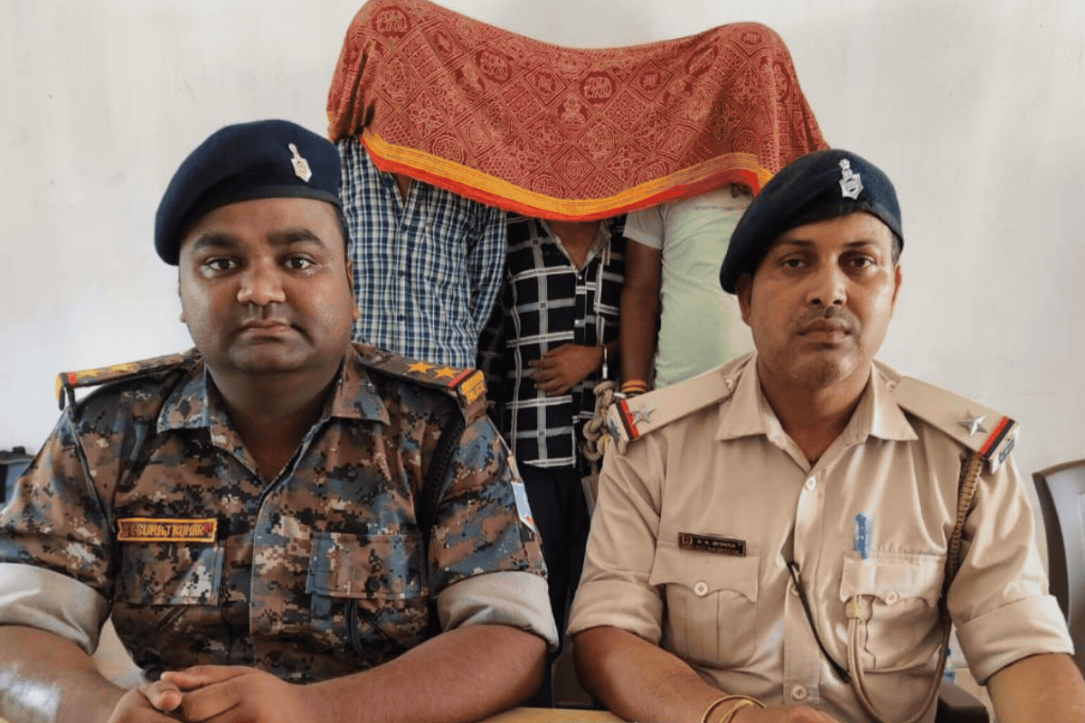 देवघर में ATS-पुलिस की कार्रवाई, US मेड पिस्टल के साथ 3 अपराधी गिरफ्तार