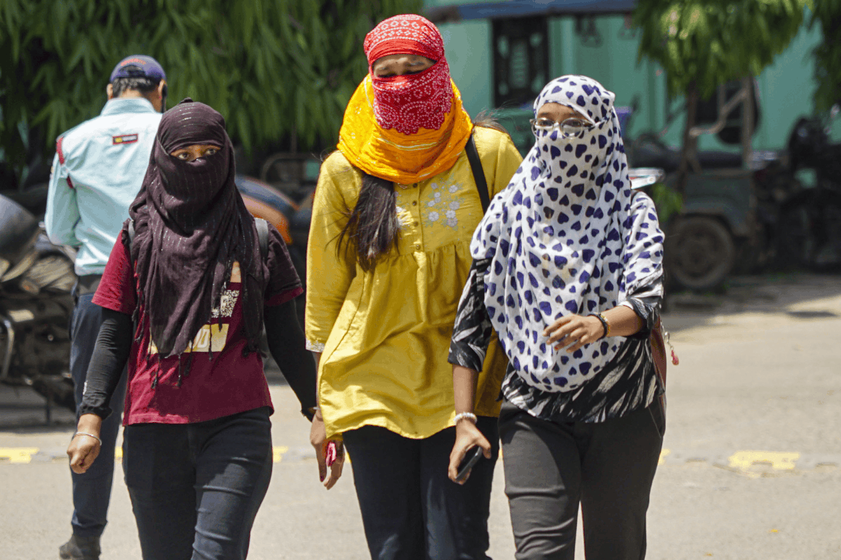 दिल्ली में येलो अलर्ट जारी, तापमान 40 डिग्री सेल्सियस के पार होने के आसार