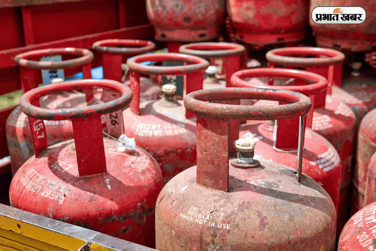 मिडिल ईस्ट संकट: 39,000 लोगों ने छोड़ा LPG, सरकार ने PNG और छोटे सिलेंडर बढ़ाए