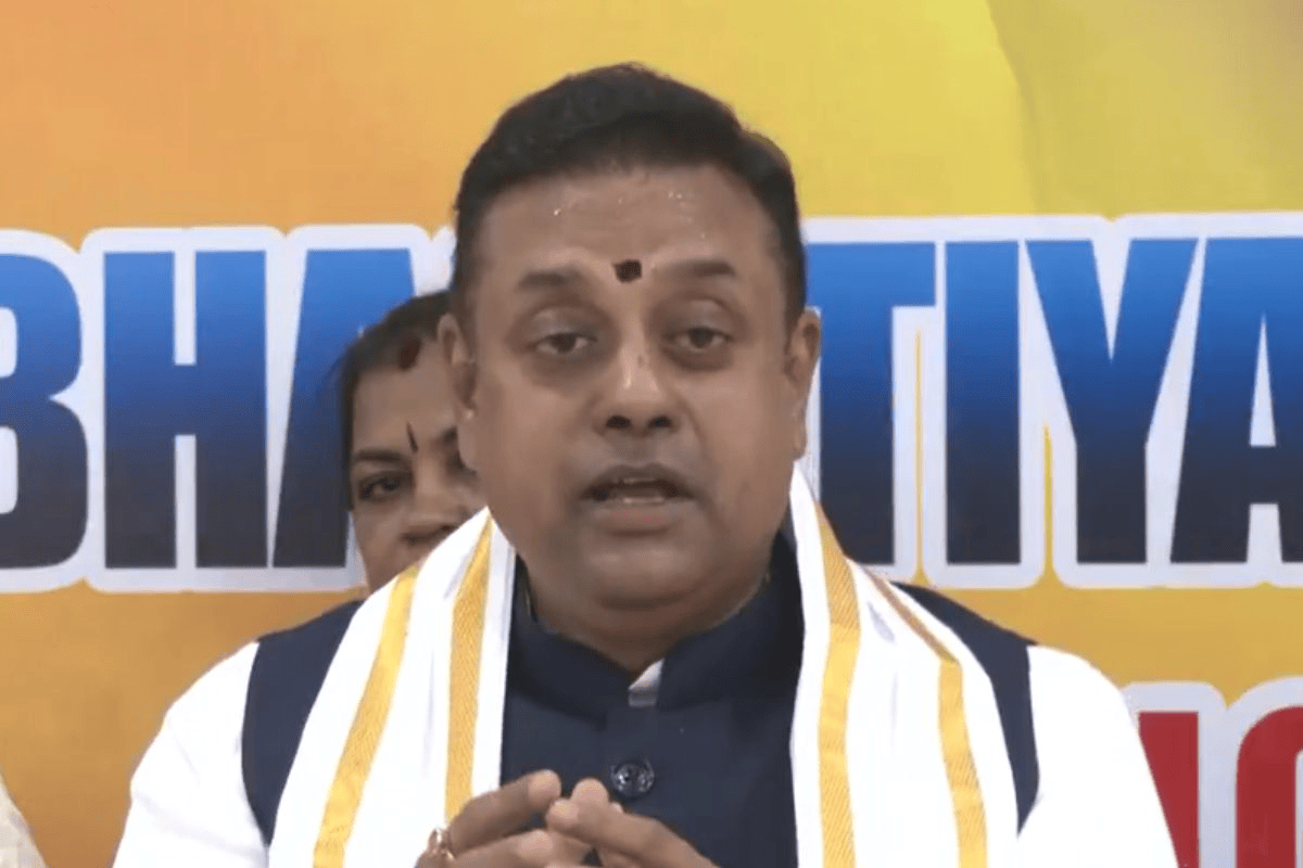 परिसीमन पर सियासी संग्राम : प्रियंका के चाणक्य वाले बयान पर भड़की बीजेपी, कांग्रेस को बताया धनानंद