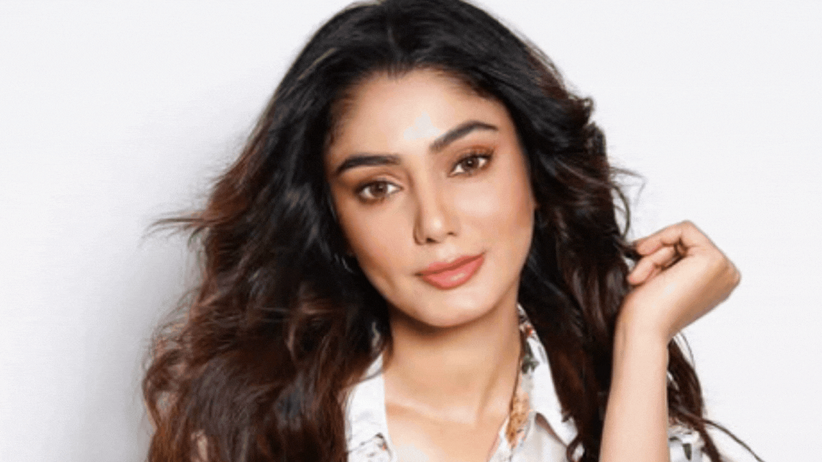 Khatron Ke Khiladi 15: क्या एक बार फिर खतरों से खेलते दिखेंगी सना मकबूल? पूरा अपडेट यहां