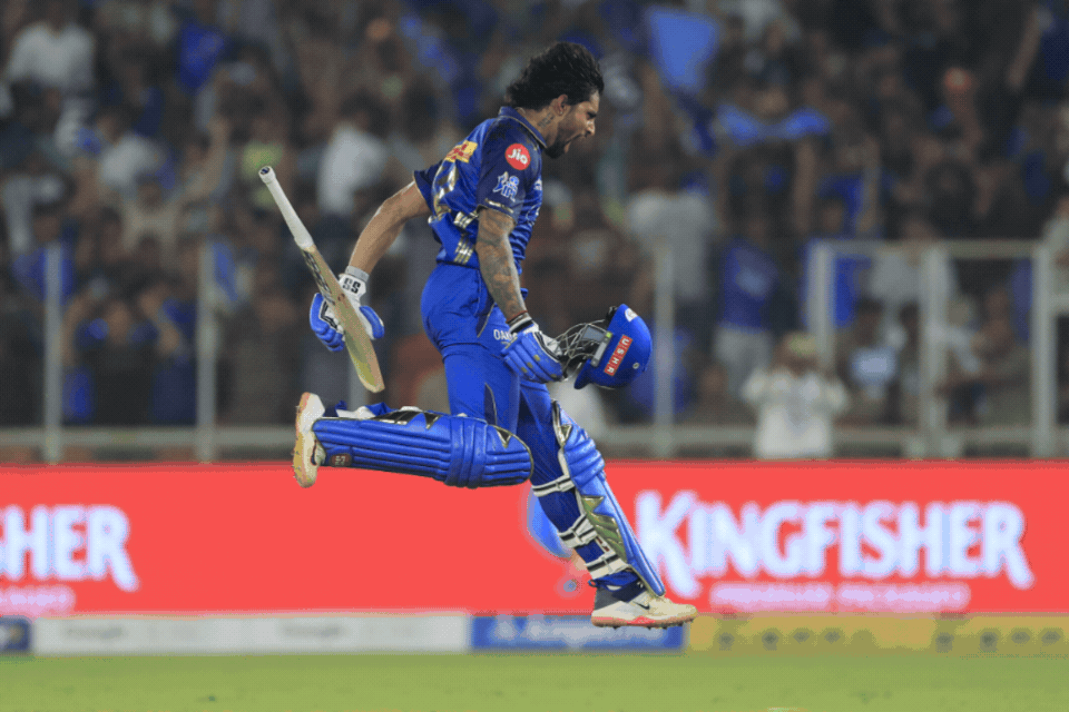 GT vs MI: तिलक वर्मा ने जड़ा 45 गेंद पर 101 रन, IPL 2026 का तीसरा शतक