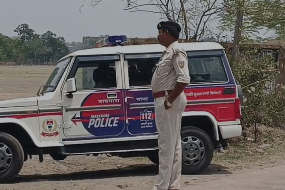 धनबाद में फिर दिनदहाड़े गोलीबारी, बाल-बाल बचा युवक 