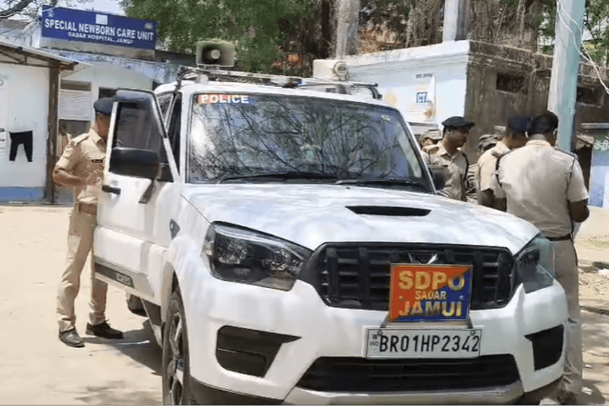 बिहार में पुलिस टीम पर हमला, दो एसआई समेत तीन घायल, पांच गिरफ्तार