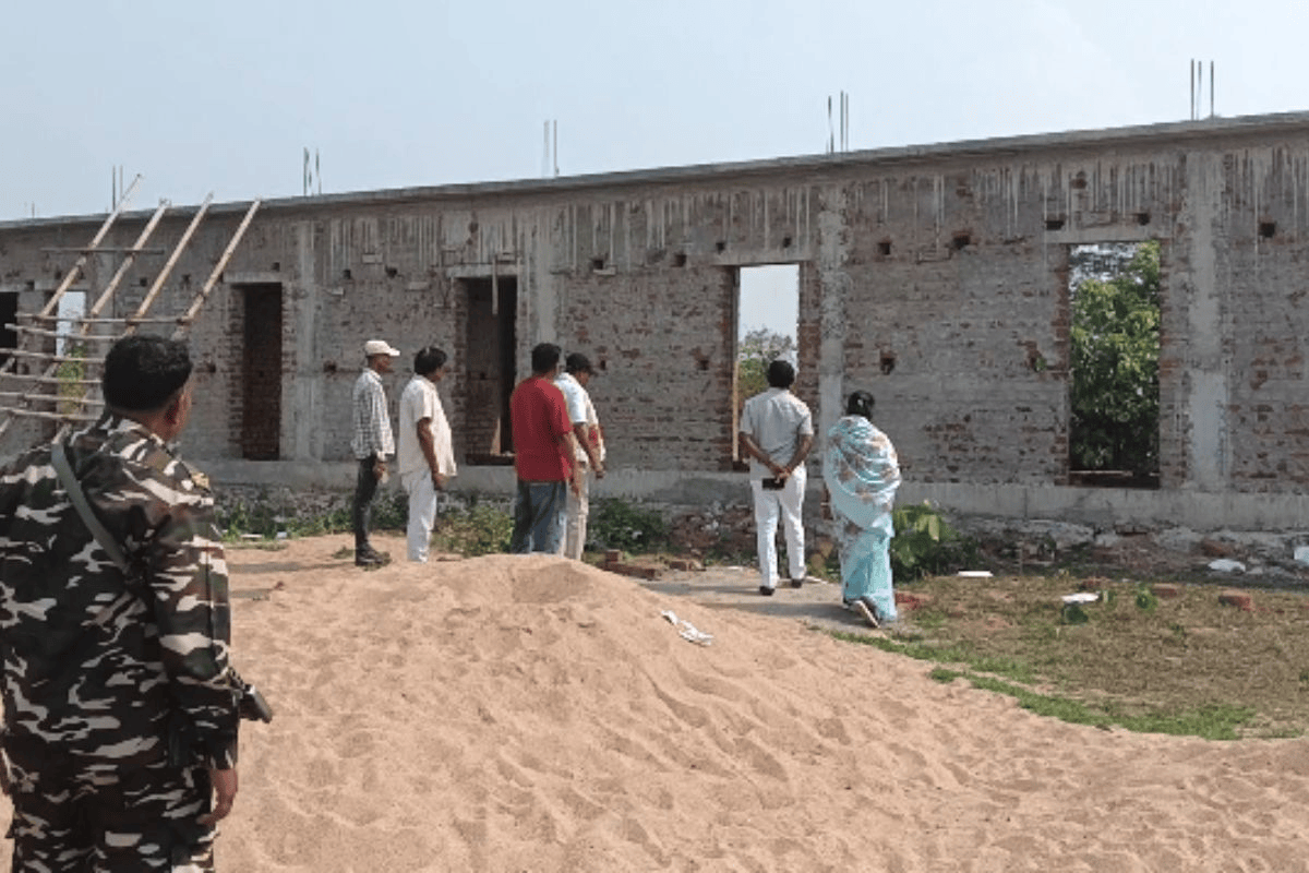 सरायकेला खरसावां में जिला परिषद अध्यक्ष और उपाध्यक्ष ने किया विकास योजनाओं का निरीक्षण