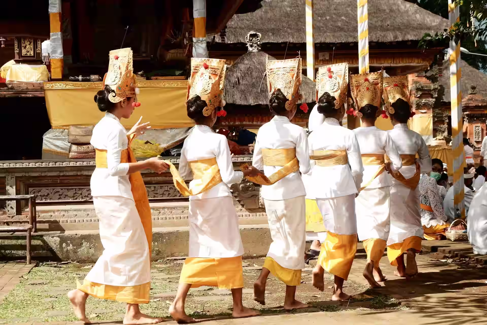 Tribal dance performance in Tripura