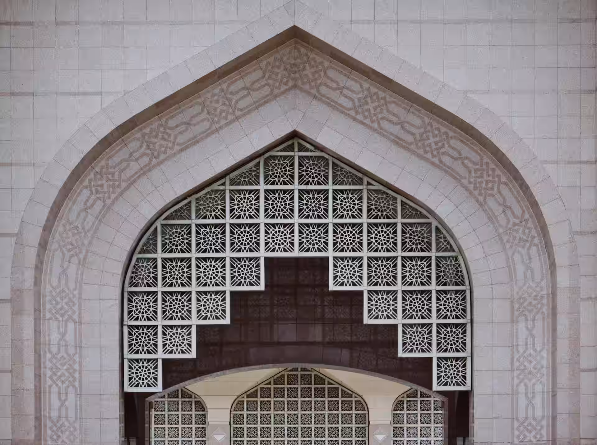 Sidi Saiyyed Mosque Ahmedabad Famous stone lattice window at Sidi Saiyyed Mosque Ahmedabad