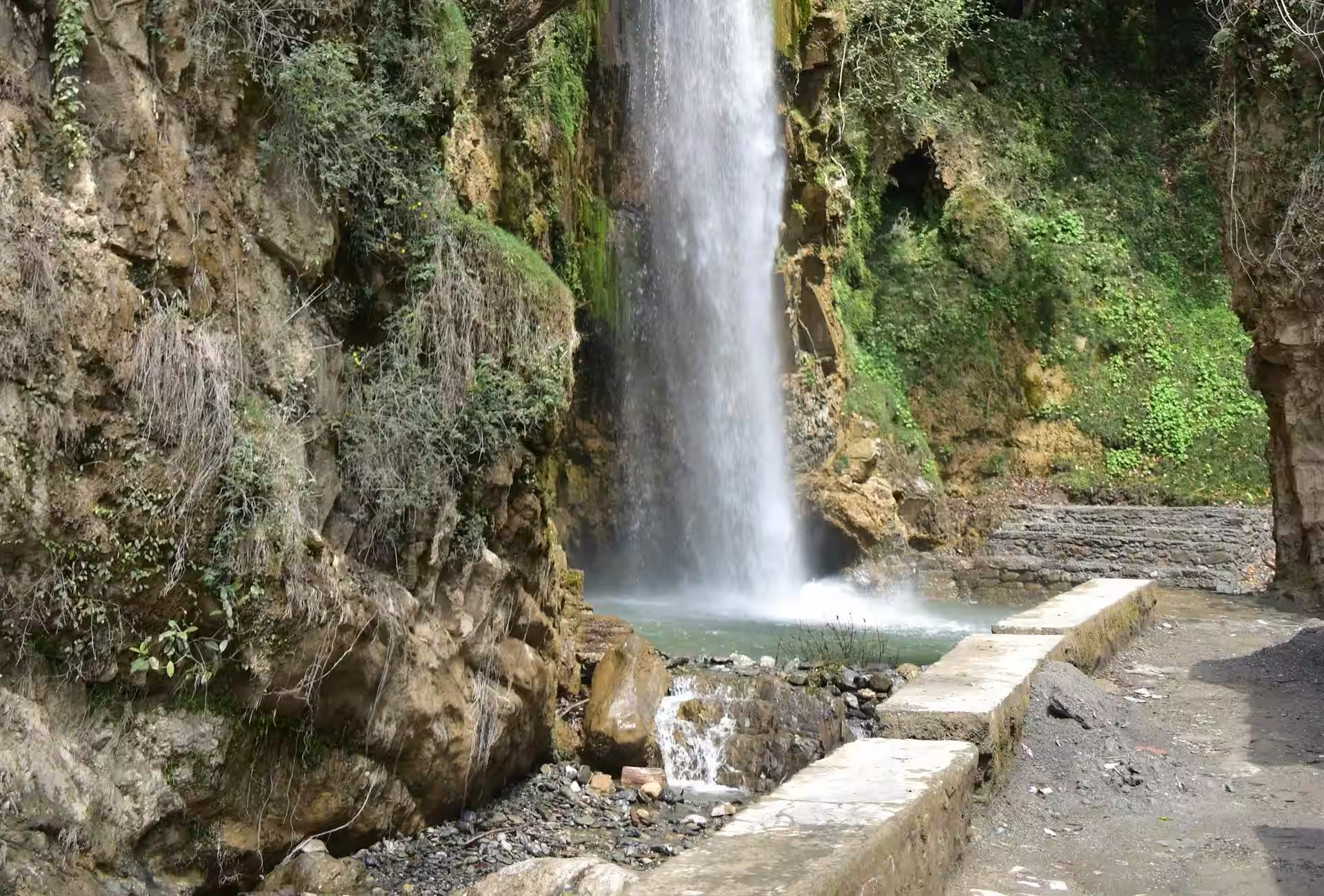 Shikhar Fall View in Dehradun Shikhar Fall View in Dehradun