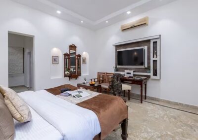 Tiger’s Den Resort Room Interior