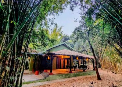 SYNA Tiger Resort Luxury Cottage Exterior