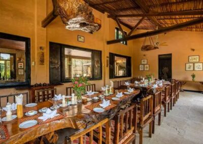 Kings Lodge Dining Area