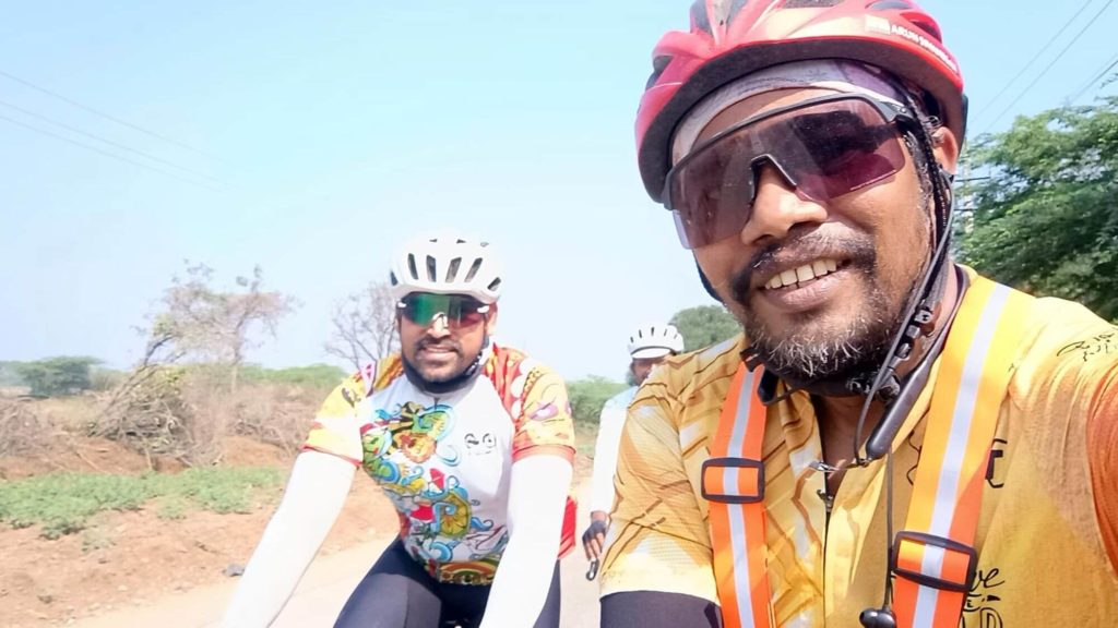 Suman Pillai 400k Jawadhu 2024 Riding Friend Arun 1