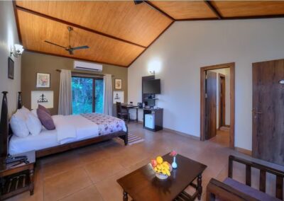 Aranyak Resor Kanha Suit