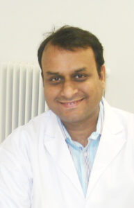Dr.Manoj R Kandoi logo