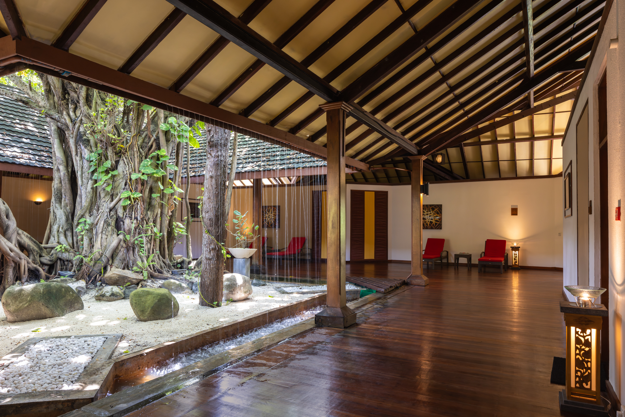 Adaaran Select Meedhupparu