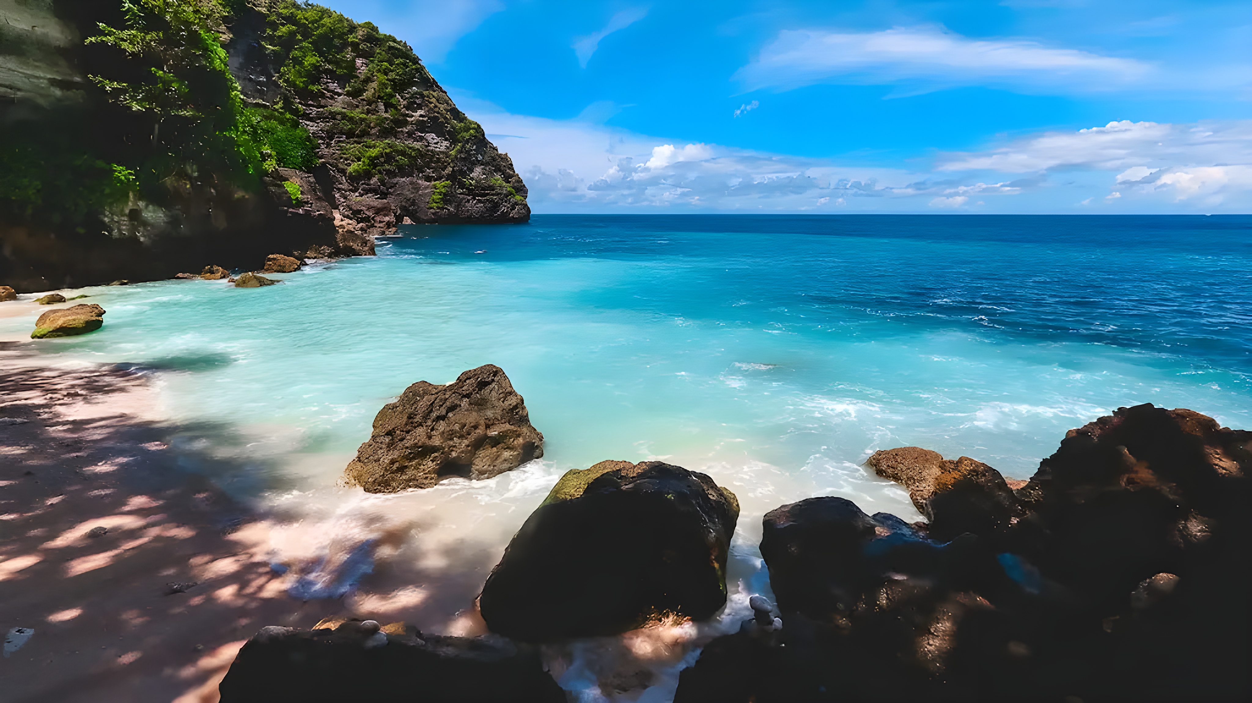 Tembeling Beach (Nusa Penida)