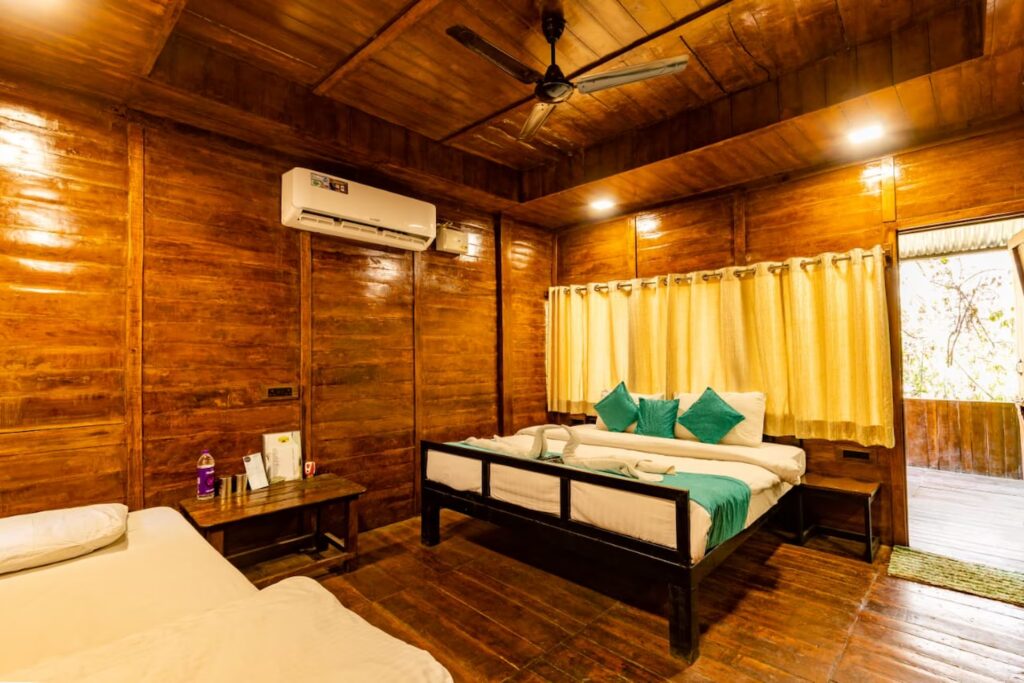 Tiger N Woods Resort Wooden Room