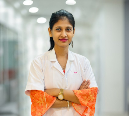 Runali Mohite - Optometrist at Laxmi Eye Hospitals and Institute in Navi Mumbai, best eye care centres at Panvel, Kharghar, Kamothe and Dombivali. Expert in comprehensive eye exams, refractive error diagnosis, contact lens fitting, and pre- & post-operative evaluations.