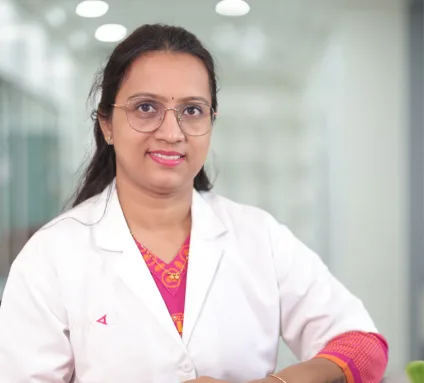 Ms. Snehal Borate - Optometrist at Laxmi Eye Hospitals and Institute in Navi Mumbai, best eye care centres at Panvel, Kharghar, Kamothe and Dombivali.