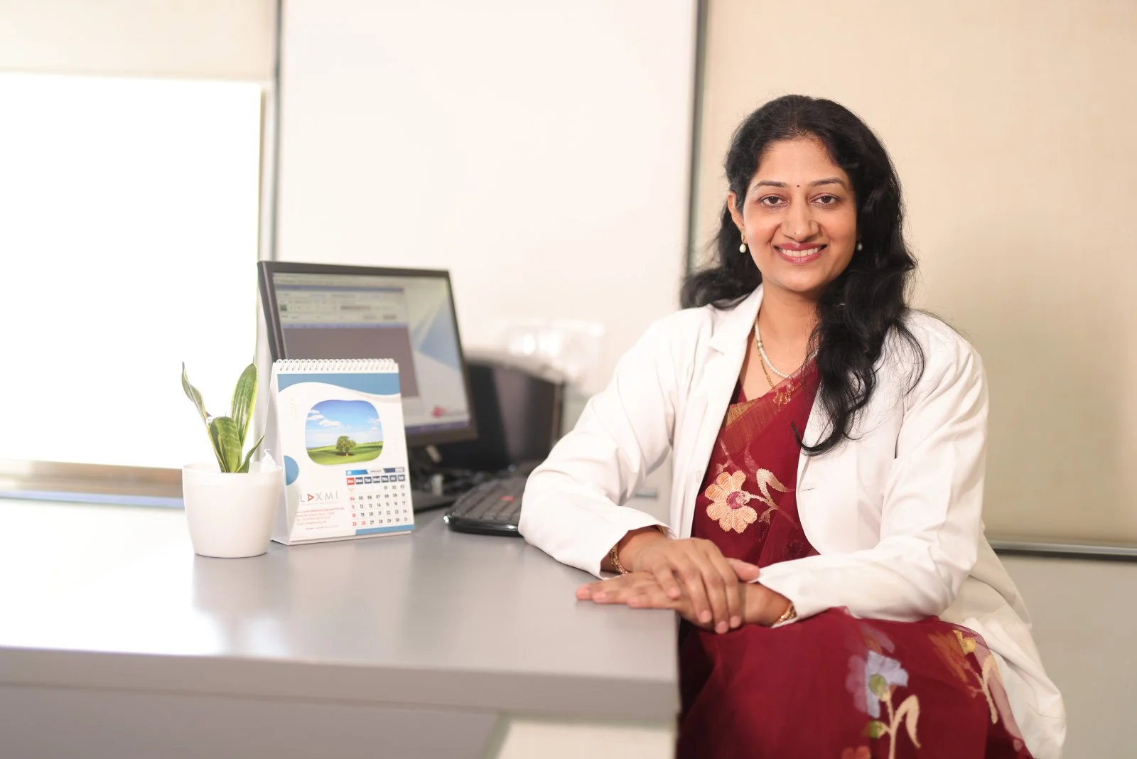 Dr. Snehal Chipade - Ophthalmologist at Laxmi Eye Hospitals and Institute in Navi Mumbai, best eye carecentres at Panvel, Kharghar, Kamothe and Dombivali.