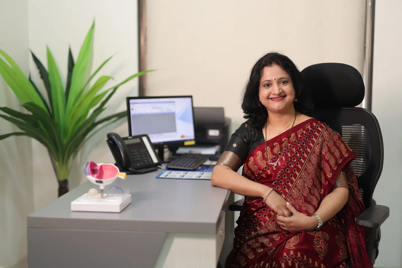 Dr. Swapnaja Shringarpure is a Consultant Anesthesiologist at Laxmi Eye Hospitals and Institute in Navi Mumbai, centres at Panvel and Dombivali.