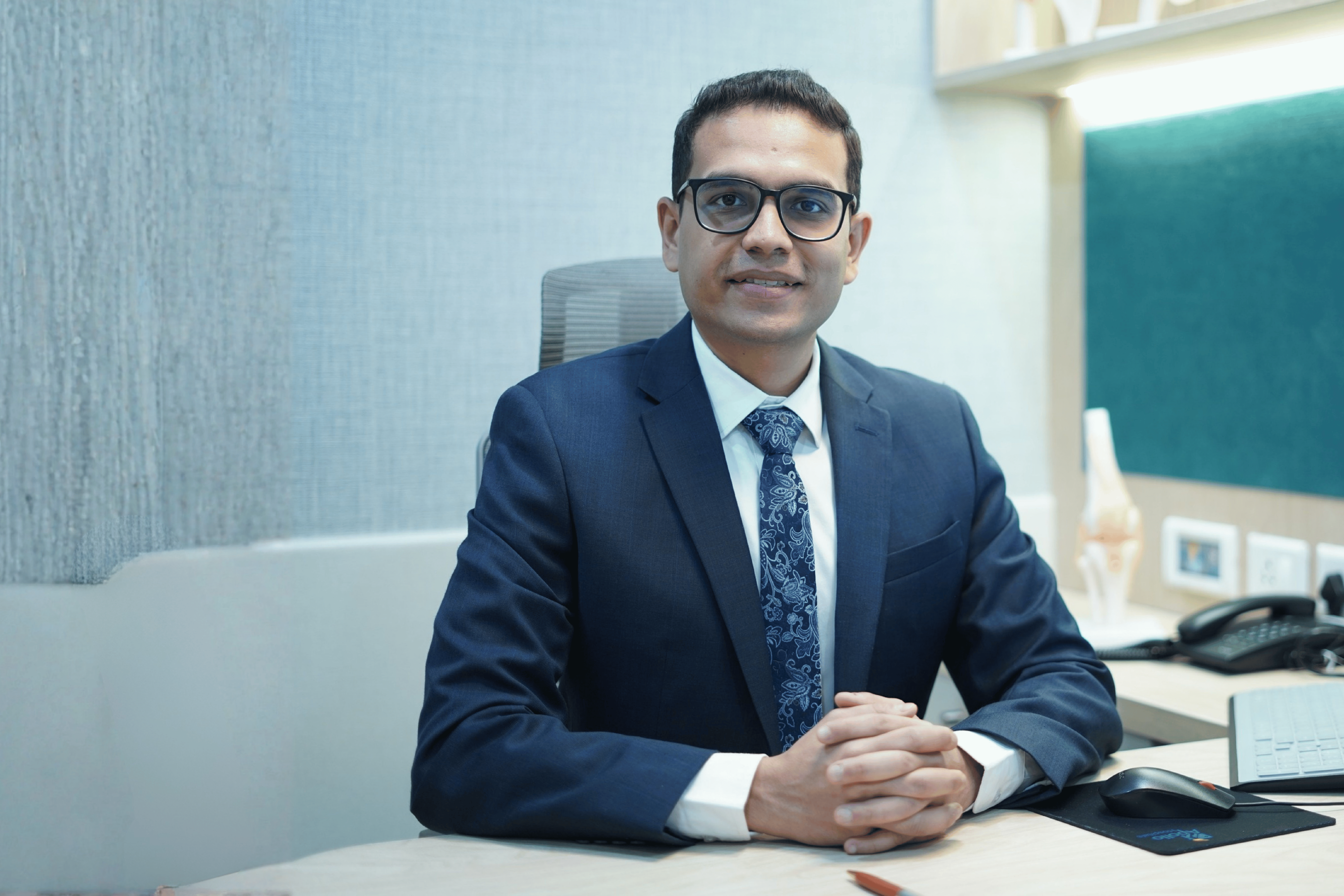 Dr. Ameya Katariya - Best Orthopedic & Joint Replacement Surgeon in Pune