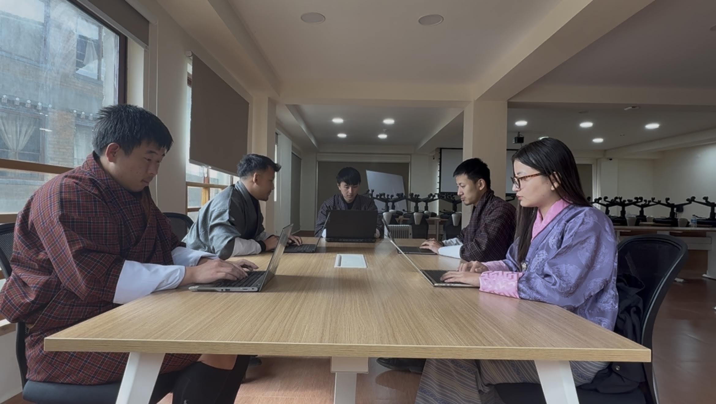 College students develops AI solution business