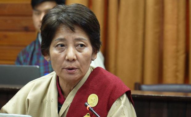 འབྲུག་ལུ་ ལཱ་གཡོག་གི་གནས་སྟངས་དང་བསྟུན་ སྐྱེ་རྒྱུན་གྱི་ཚད་གཞི་མར་བབས།