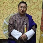 ཁྲིམས་འདུན་གྱིས་ འབྲུག་རྒྱང་བསྒྲགས་ལས་འཛིན་གྱི་ བཀོད་ཁྱབ་གཙོ་འཛིན་ ཕྱིར་བཏོན་བཏང་མི་དེ་ ཁྲིམས་མཐུན་ཨིན་པའི་ ངོས་འཛིན།