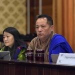 ལྡོག་ཕྱོགས་ཀྱིས་ སློབ་རིམ་༡༠ པའི་སྐུགས་ཀྱི་ཚད་གཞི་བཟོ་མི་ལུ་ སྐྱོན་བརྗོད་འབད་དོ་ཡོདཔ།
