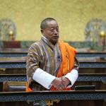 གློག་མེའི་རྒྱུད་ཐག་བཀྲམ་སྤེལ་གྱིས་ སའི་ཇོ་བདག་གནོད་སྐྱོན་བྱུང་མི་ཚུ་ལུ་ རྒུད་འཐུས་ཀྱི་སྤྲོད་རིམ།