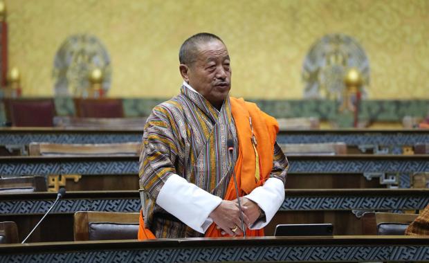 གློག་མེའི་རྒྱུད་ཐག་བཀྲམ་སྤེལ་གྱིས་ སའི་ཇོ་བདག་གནོད་སྐྱོན་བྱུང་མི་ཚུ་ལུ་ རྒུད་འཐུས་ཀྱི་སྤྲོད་རིམ།