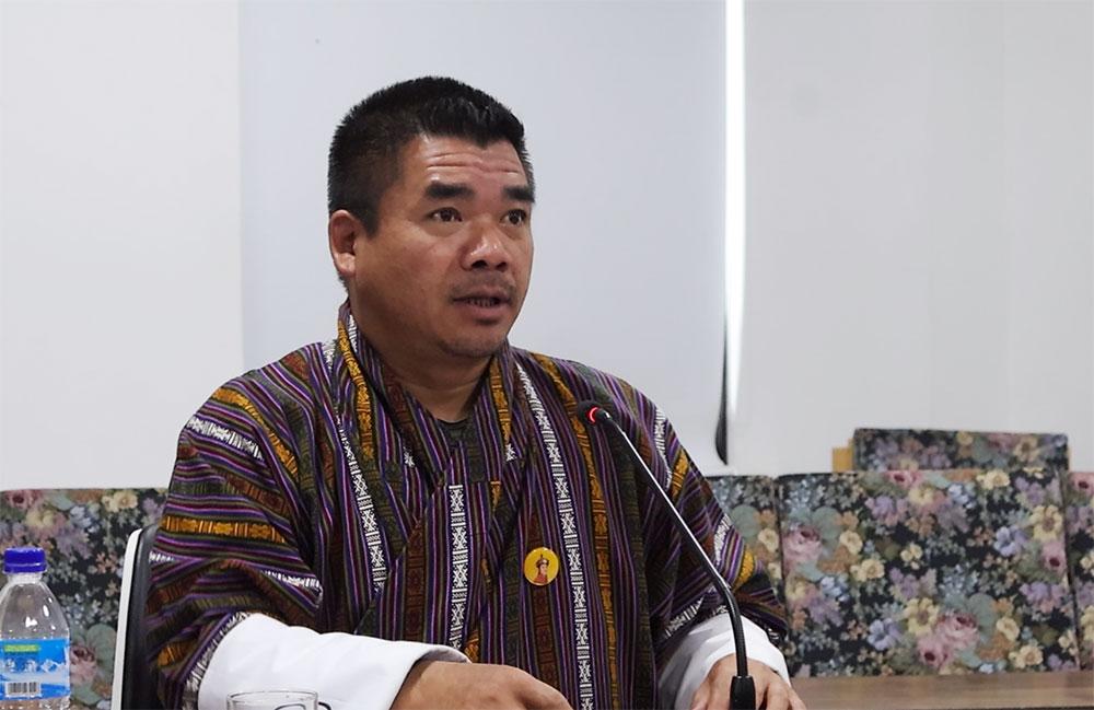 Small business owners voice concerns over Nahi–Chamgang road plan