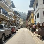 མོང་སྒར་ལུ་ ལྟ་བཤལ་པའི་དོན་ལུ་ སྐྱེ་ལྡན་དང་འབྲེལ་བའི་སྡོད་སྒར་མཐུན་རྐྱེན་ཚུ་ བཟོ་སྐྲུན་འབད་དོ་ཡོདཔ།