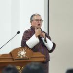 Symposium calls for compassion and collective action in mental health