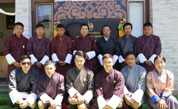 མི་དབང་རྒྱལ་སྲས་མཆོག་གིས་ རྒྱལ་ཡོངས་སློབ་སྟོན་ཤེས་ཡོན་གཙུག་སྡེ་ འགོ་འབྱེད་མཛད་གནང་ཡོདཔ།