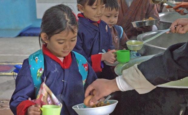 སྒོང་རྡོག་གི་གོང་ཚད་ ཡར་སེང་སོང་མི་གིས་ གཞུང་གི་སྒོང་རྡོག་ནང་འདྲེན་འབད་ནིའི་གནང་བ།