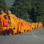 ཨ་ནེམ་ཚུ་གིས་ བསོད་སྙོམས་ཞུ་ཐོག་ལས་ རྒྱལ་རབས་ཅན་གྱི་ དགེ་སློང་མའི་སྡོམ་པའི་ལས་རིམ་མཇུག་བསྡུ་ཡོདཔ།