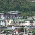 གསོ་བའི་ལས་བྱེདཔ་ཚུ་ འཛམ་གླིང་གསོ་བའི་ལས་ཚོགས་ཀྱི་ གནས་ཚད་དང་མཐུན་མ་ཚུགསཔ།