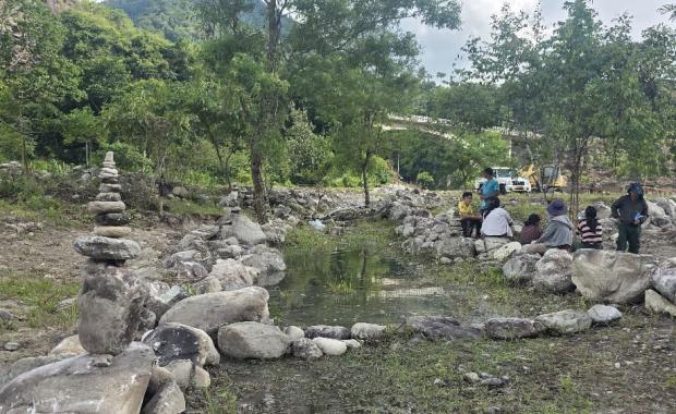 པདྨ་དགའ་ཚལ་ལུ་ སྤྱི་ལོ་༢༠༢༥ འི་ ཁྲུས་བབས་ཀྱི་དུས་སྟོན་ བརྩི་སྲུང་འབད་ནི་ལུ་ གྲ་སྒྲིག་འབད་དོ་ཡོདཔ།