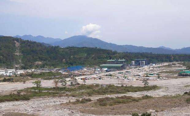 བསམ་རྩེ་རྫོང་ཁག་དེ་ སོ་ནམ་ལས་ བཟོ་གྲྭ་ཁང་ལུ་ འགྱུར་བ་འགྱོ་དོ་ཡོདཔ།