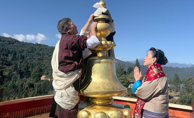 Her Majesty Gyalyum Tshering Yangdoen Wangchuck graces Nobgang’s sertog ceremony