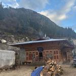 First shop and restaurant at Taktsimakhang becomes lifeline for travellers to Laya
